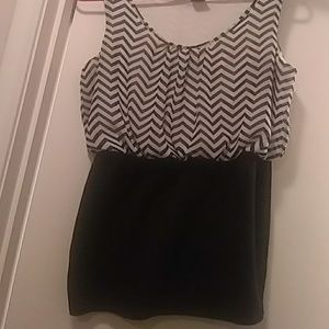 Cute Black & White Chevron BodyCon Dress